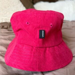 Amour Hot Pink Bucket Hat Velvety material
